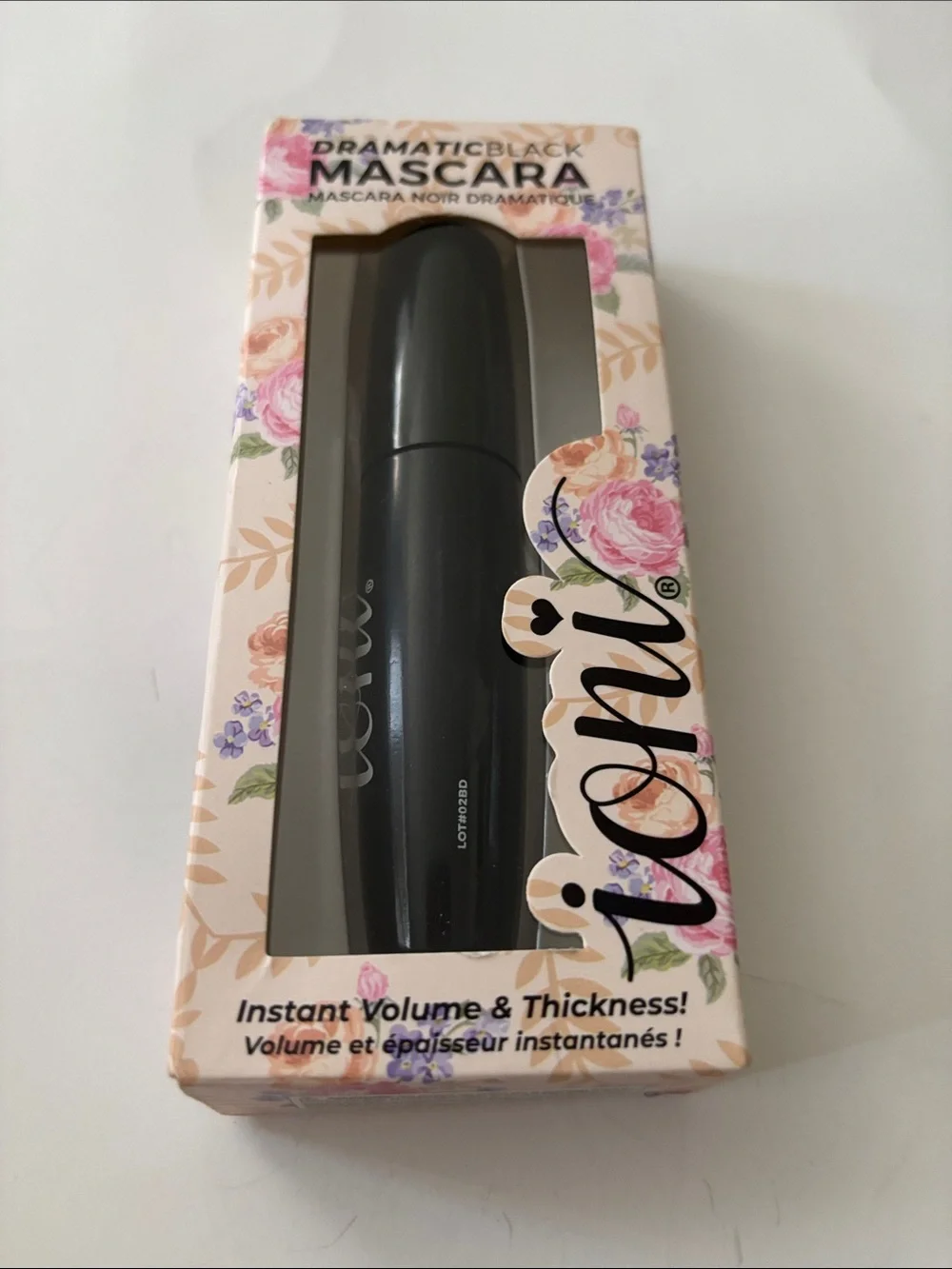 LORW Dramatic Black Mascara - Black